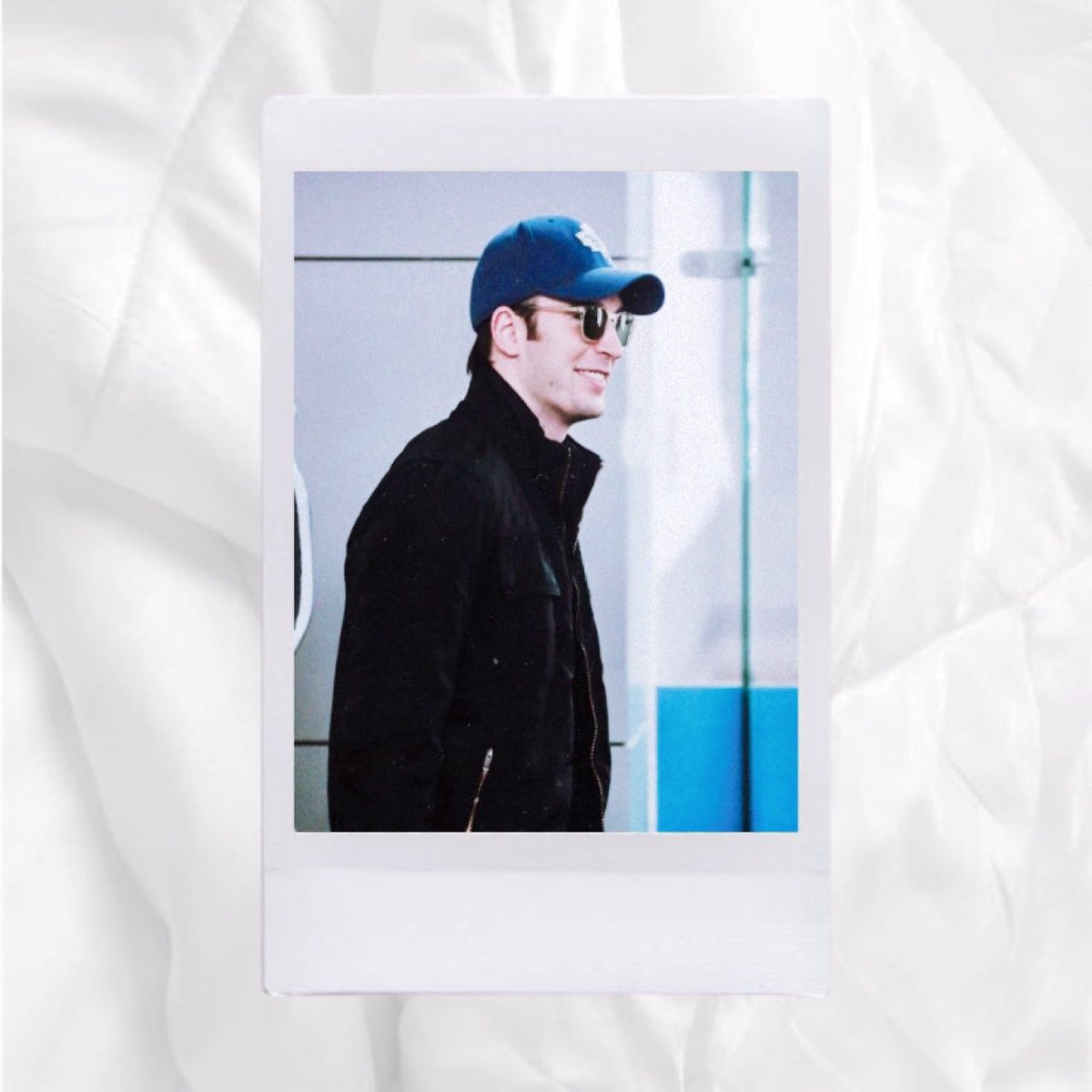 your polaroids if chris evans was your boyfriend — 𝒂 𝒕𝒉𝒓𝒆𝒂𝒅 