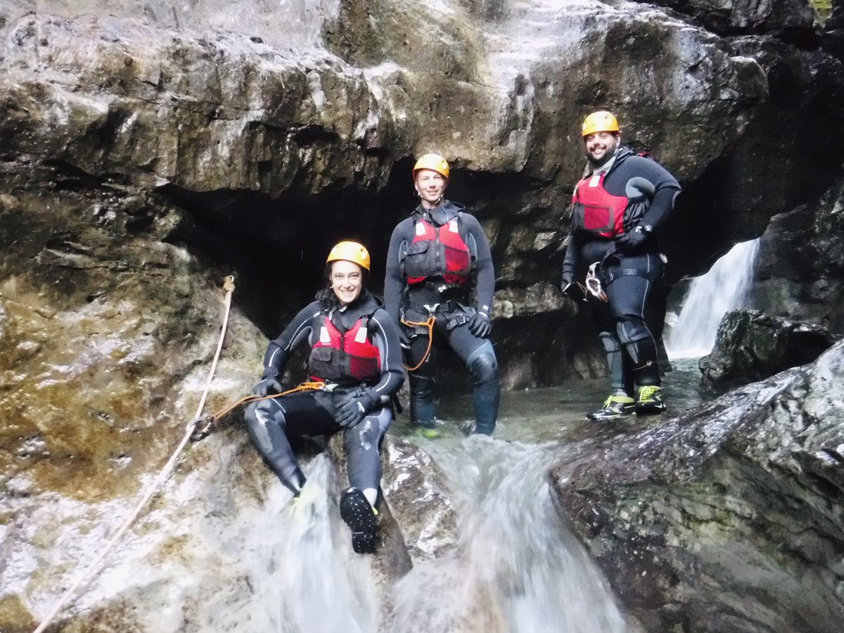 LorenzoMalin's tweet photo. 🧗🏻‍♀️ Canyoning Rio Nero ⛰
-
#Canyoning #Mountain #RioNero #River #Adventures #Adrenaline #MyTeamMates #WeAreTheBest #Monday #Summer2020 #InstaCanyoning #InstaPic #MadManCin https://t.co/f4MBFiylX7