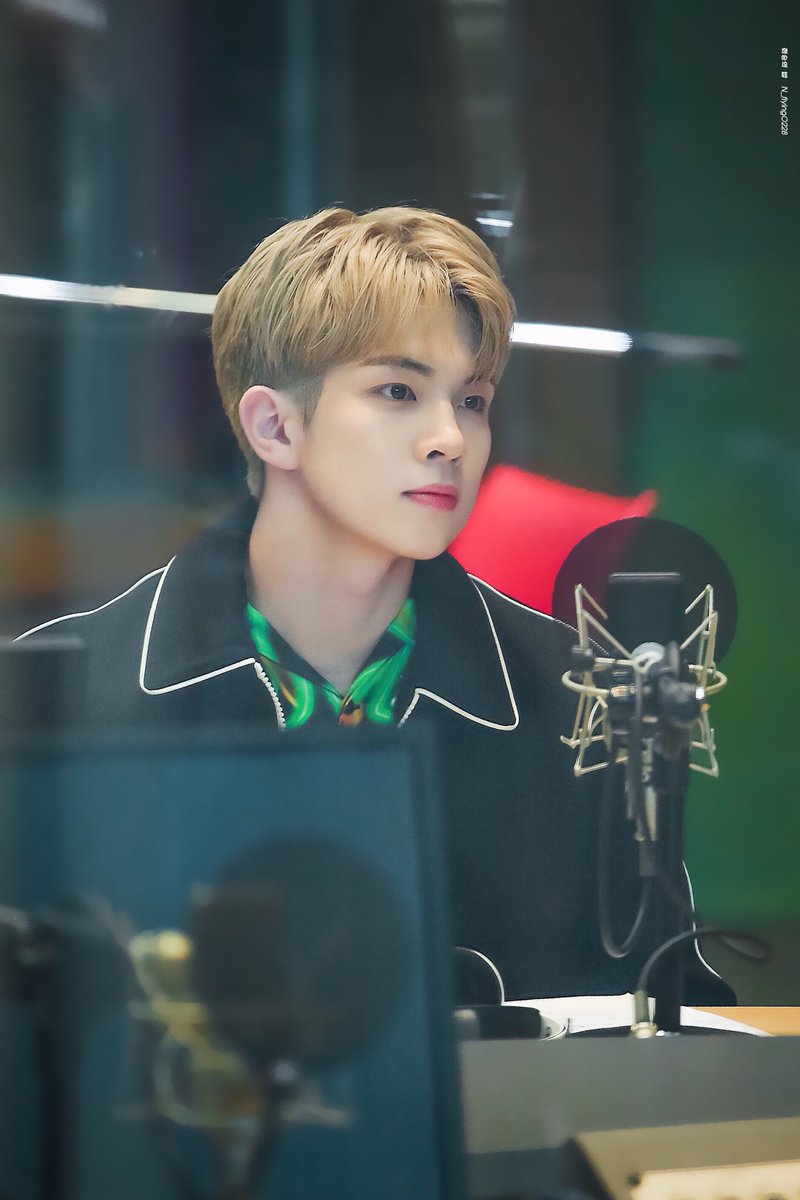 N_flying0228's tweet photo. 191029 정오의 희망곡
#엔플라잉 
#NFlying 
#유회승 
#YooHweSeung
#횡승잉귕영웡
#회승 https://t.co/1ozwK5fTko