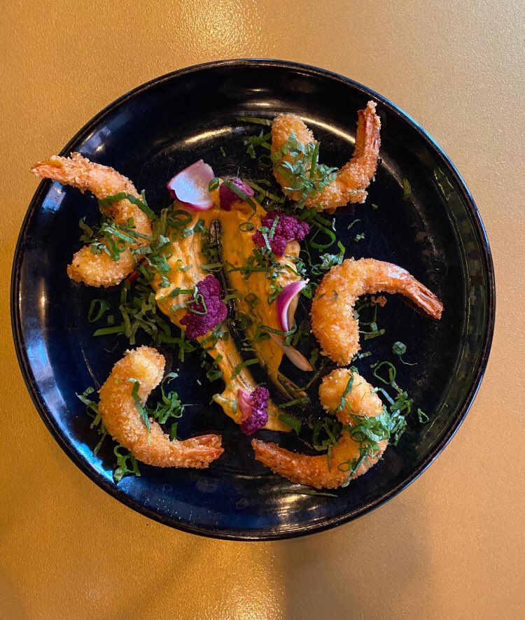 Vous pouvez désormais déguster des super #tapas dans notre #bar de #Paris11. À manger seul ou à partager! Nous vous proposons une carte d’été rafraîchissante et originale. #barparis #cocktails #oumanger #ratonbuveur