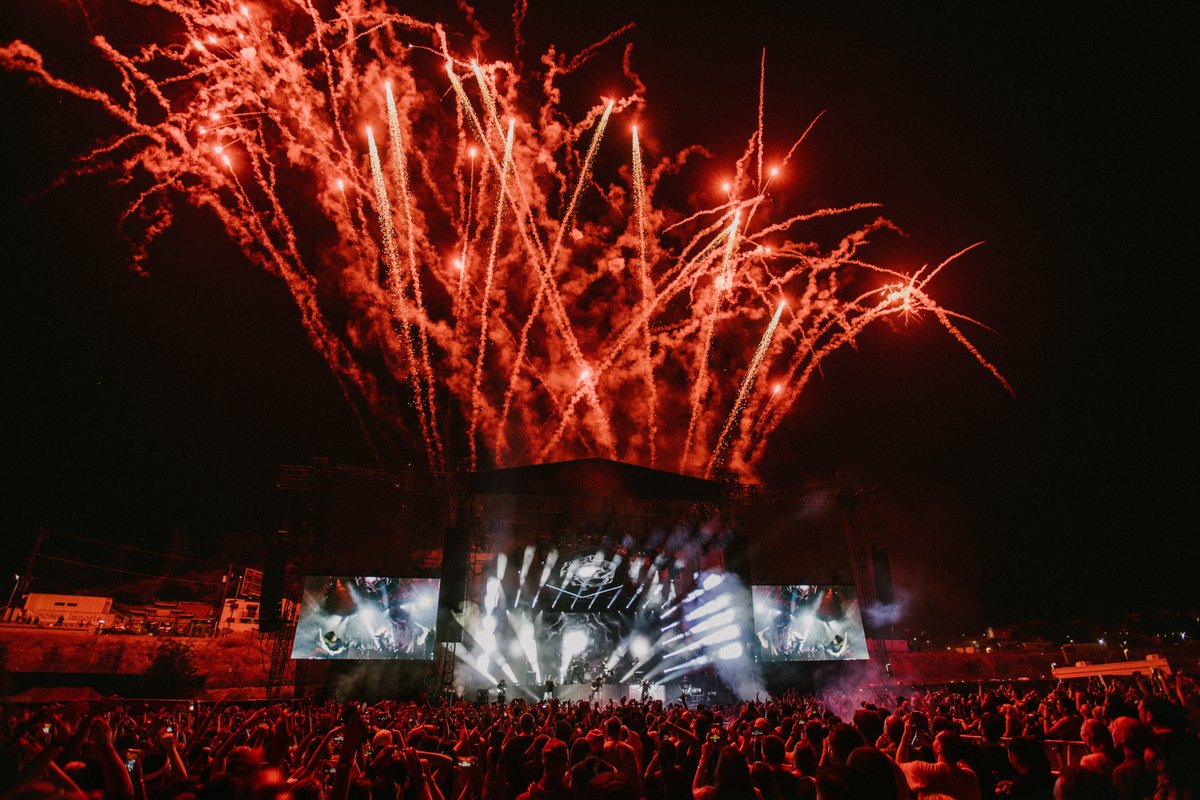 odesza's tweet photo. One year since the A Moment Apart Finale. We miss you guys ⬡ https://t.co/6VwQcbsh1w