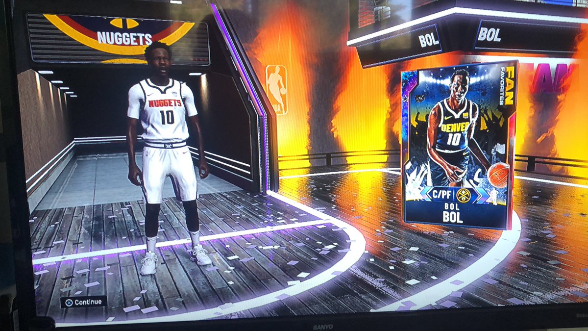 grayson1221's tweet photo. @NBA2K_MyTEAM Ayeeee https://t.co/rqV9YhycOw