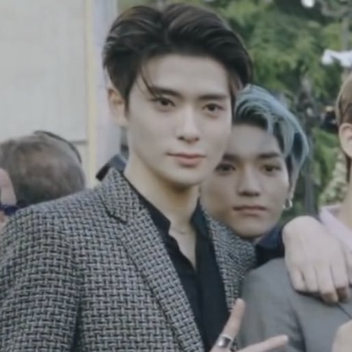 forvalentineboy's tweet photo. remember when jaehyun pulled up to the capitol records party looking this good https://t.co/W1TjVDEzpE
