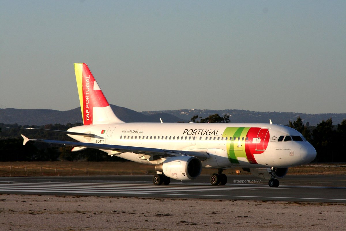 tapportugal77's tweet photo. TAP Air Portugal A319 #tapairportugal #tapportugal #A319 #AirbusA319 #instaplane #instaaviation #instagramaviation #aircraft #avgeek #plane #airplane #aviationphotography #aviation_pub #instaspotter #avgeekphoto #planegasm #coolplanes #airplanephotos #megaplanes #av1ati0n https://t.co/iVvt631oli