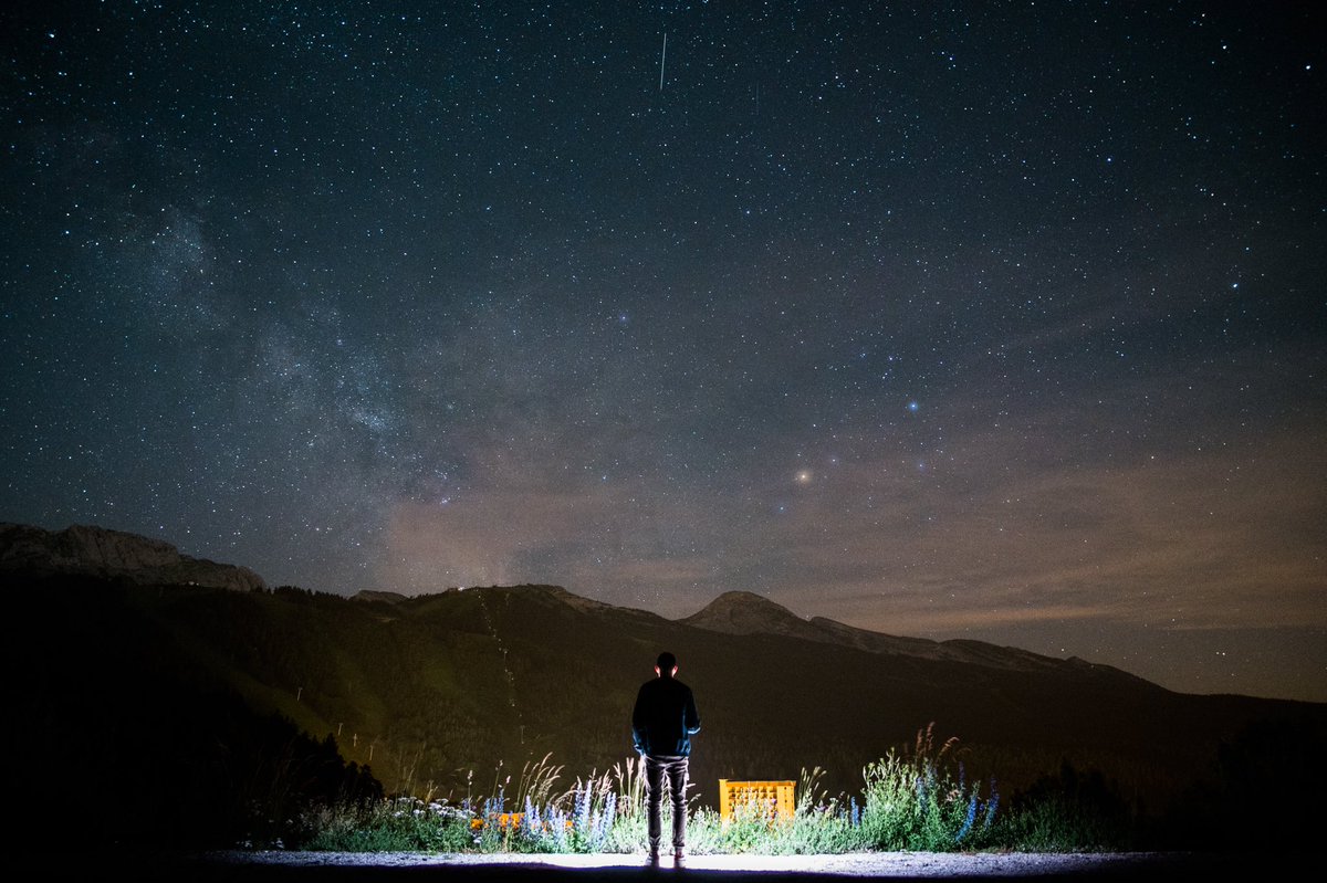 JulieSebadelha's tweet photo. La tête dans les étoiles ✨🌌 https://t.co/53zKifhyRR
