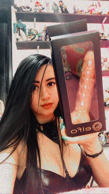 Watch pilar martinez 🩺🔞's leaked NSFW photo on TwXstars