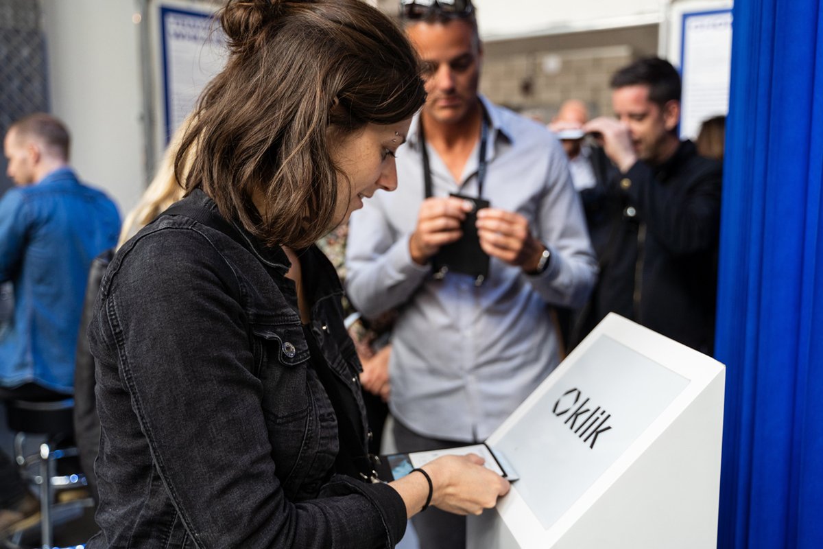 Smart wearables from klik can make in-person events safer by making it possible to exchange contact details and company information without touching business cards or brochures. bit.ly/39uGu8g #avtweeps <a href="/klikofficial/">klik</a>