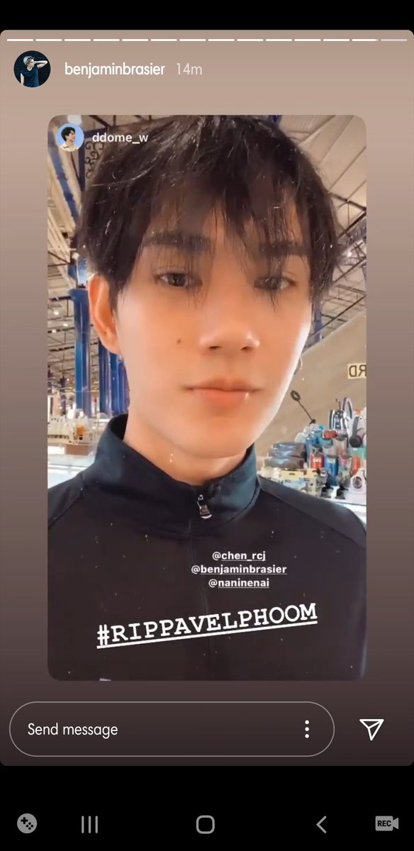 sysy_lrm16's tweet photo. #SavePavel #RipPavelPhoom 🤦‍♀️😂😂 Both of you for real😂😂 @naninenai99 @benjaminbrasier https://t.co/OJu7GMmgg8