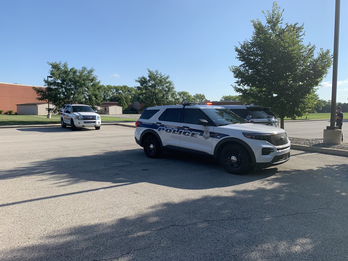breilly1960's tweet photo. Carmel police investigating a shooting in neighborhood near Hazel Dell and Cherry Tree. https://t.co/9g8bhAk51R