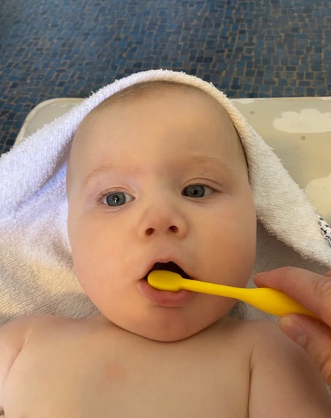 NHSChildsmile's tweet photo. The Terrific Tuesday Toothbrusher today is Benjamin, 7 months from @NHSOHI @NhsArran @NHSaaa and he's already enjoying having his first two teeth brushed.
What a wee beauty! #Childsmile #oralhealth #dentalhealth #brushyourteeth #2minutes #morning #night #smile #firstteeth #baby https://t.co/oazv151FDI