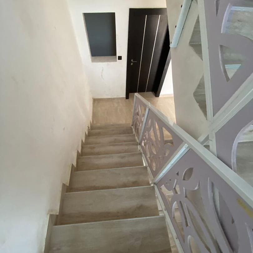 tavasrealty's tweet photo. For Sale 🤝
Beautiful 2 units of 4 Bedroom 🛌duplex  
📍Ikeja,Lagos
💰120m 

Pls RT ☎️ 08158488909

More pics and features in the next tweet 👇🏾

#AbujaTwitterCommunity #lagos #RealEstate #realestateinvesting https://t.co/PYuG8OsHK4