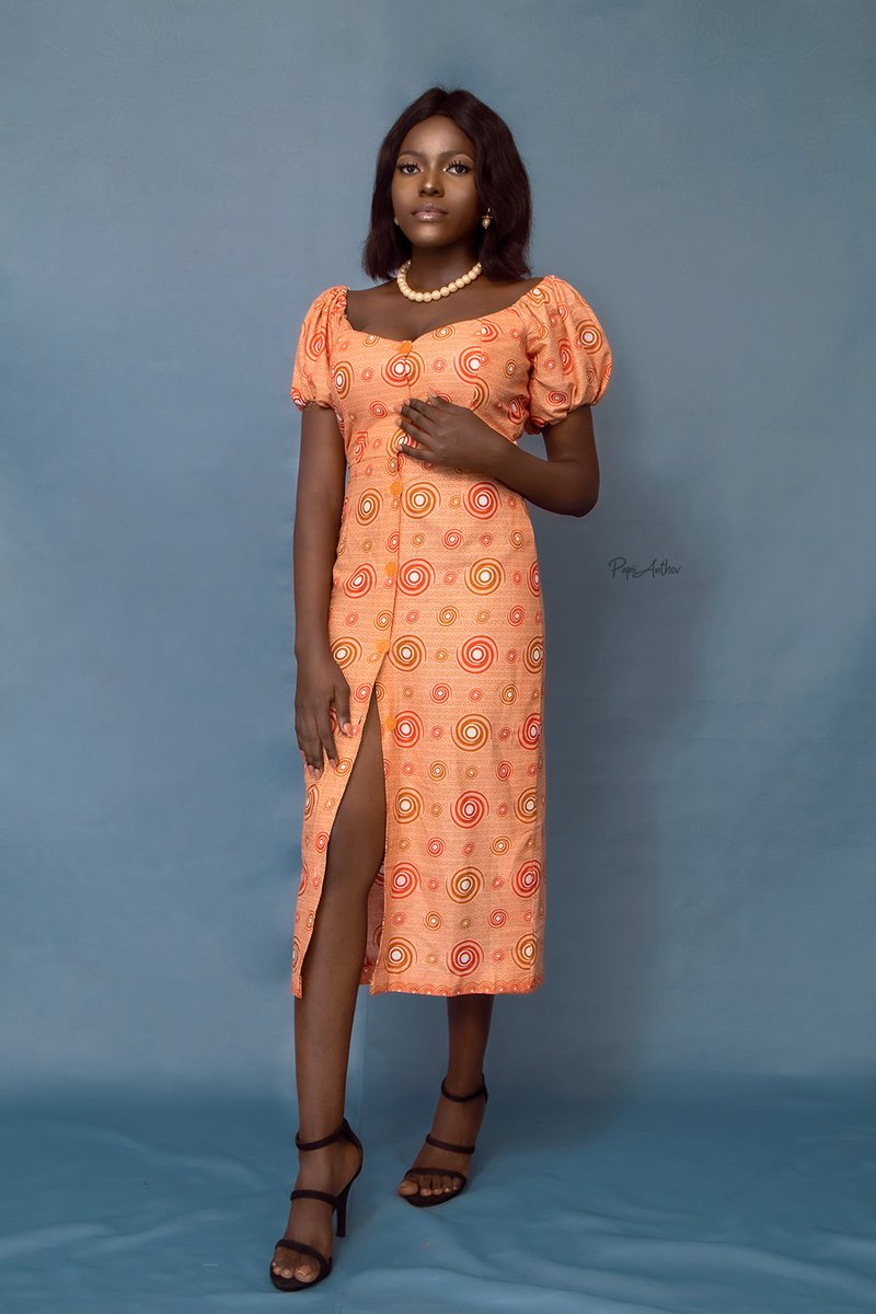 TemaFashion's tweet photo. TEMANKARA COLLECTION!!!⠀
⠀
The ‘AJOKE’ two piece⠀
⠀
Price: NGN 6,000⠀
⠀
Size: 6-14 AVAILABLE (size 16 and above on request)⠀
⠀
Photography: @papi_anthov 
Make up: @Its_luchyee 
Accessories:@TheOnlyMoj https://t.co/85wvwK6AQ8