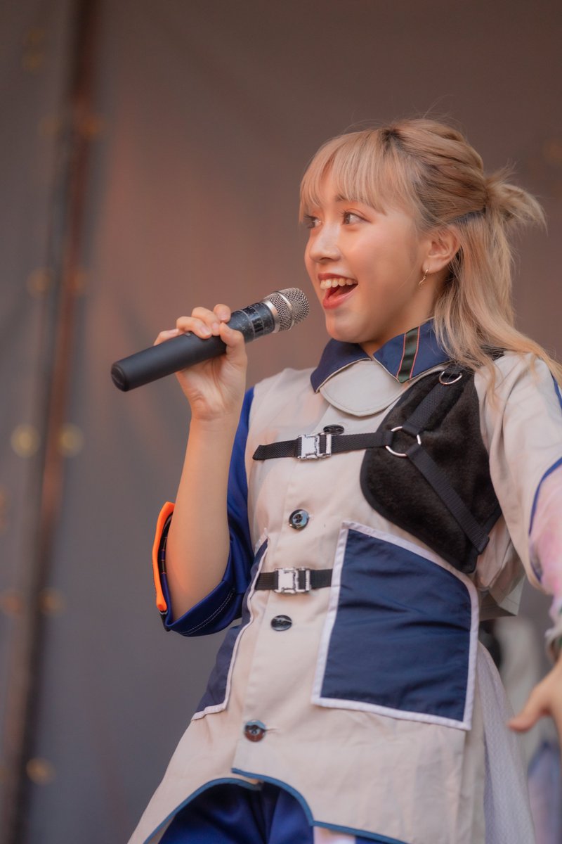 ash_0329's tweet photo. 2020/07/26
アナフェス@神田明神特設STAGE
表情柔らかわいぶちゃん🐰
#前田イブ(@eve_piiiiiiin)
#かわいぶちゃん
#EVErydayEVErything
#PiiiiiiiN #アナフェス https://t.co/kd0ecgXCyt