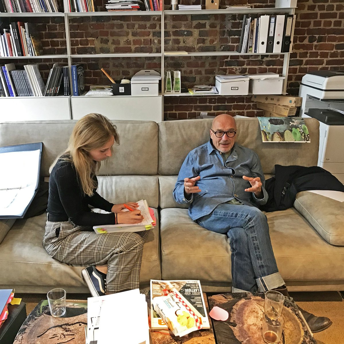 HangarCenter's tweet photo. [in progress]
Hard work for Karel Fonteyne's exhibition.
.
See you in September to discover the work of this avant-garde artist and leading figure in Belgian and international fashion photography. https://t.co/8Blt7QAxRV