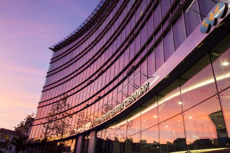 Uni_Gib's tweet photo. Did you know that if you're an international student, you will have the opportunity to work in Gibraltar for up to two years following completion of your programme. Learn more about what our Master of Business Administration can offer YOU👉🏼https://t.co/t36Q0VSjx6 #PostStudyVisa https://t.co/R2QxZrOVMR