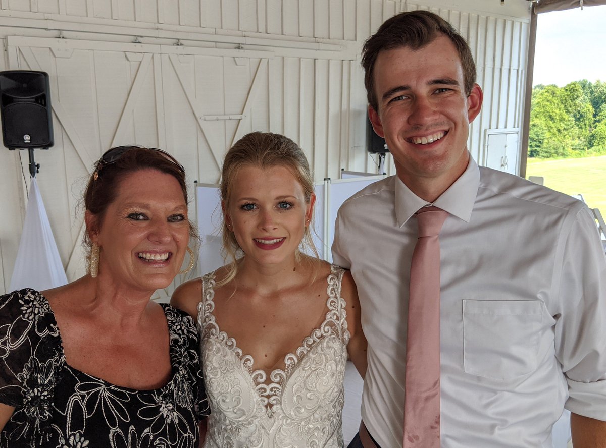 KarliMorgan's tweet photo. Celebrating with The Grave's❤️ #adorablecouple #ladydj #weddingday https://t.co/9oVchQPka5