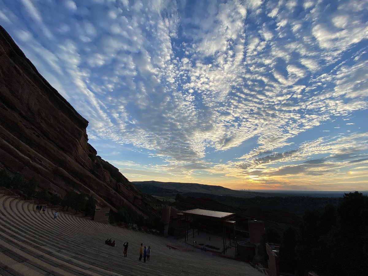 alyssakline37's tweet photo. I cannot wait to be seeing shows here again! But I’ll take a beautiful sunrise any day! 😌☀️ #redrocks #redrocksampitheatre #colorado #sunrise https://t.co/ganNcEyhWm