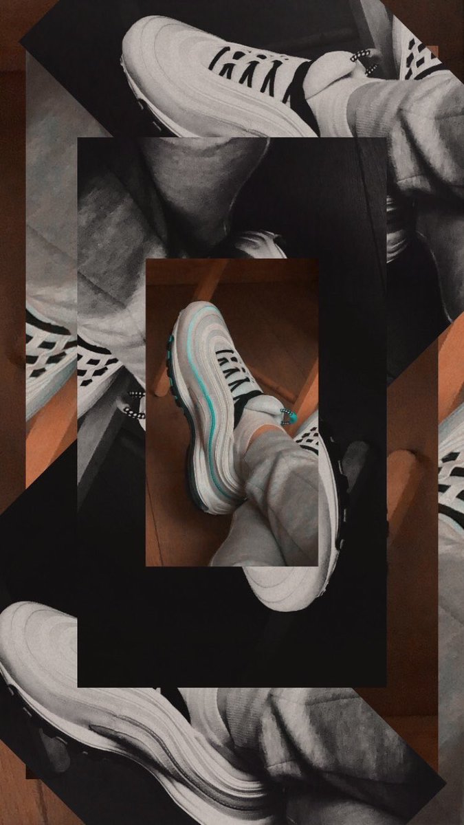 Woodytats's tweet photo. I reckon Iβm gunna need a room Just for Trainers at this rate π @teamnike #worldwide #trainerfreak #collection #sneaker #airmax https://t.co/rkt8mBzip8