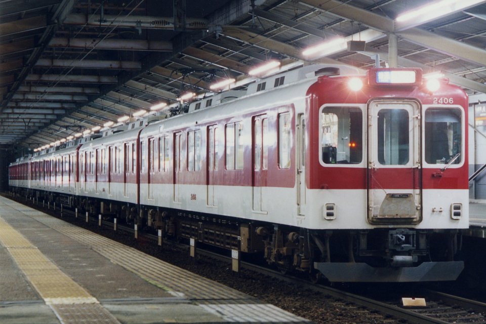 caltex9900's tweet photo. 2400系に便乗して・・・ 2連の姿ばかり見ていたので、やはり本線で撮れたのは嬉しかったです。VW21サンドが有名？ですが、Wとのブツ6も。 https://t.co/vcQAofmXrq
