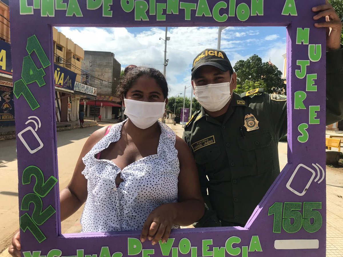 PoliciaUNIPEP's tweet photo. #FelizLunes Denuncia la violencia física, sexual, psicológica, económica, patrimonial o por identidad de género a la línea de orientación 155 o a la línea de @FiscaliaCol 122 ☎️👮🏻♀️👮🏻♂️ #SomosUnoSomosTodos #EmaContigo https://t.co/R4mP1TaaYH