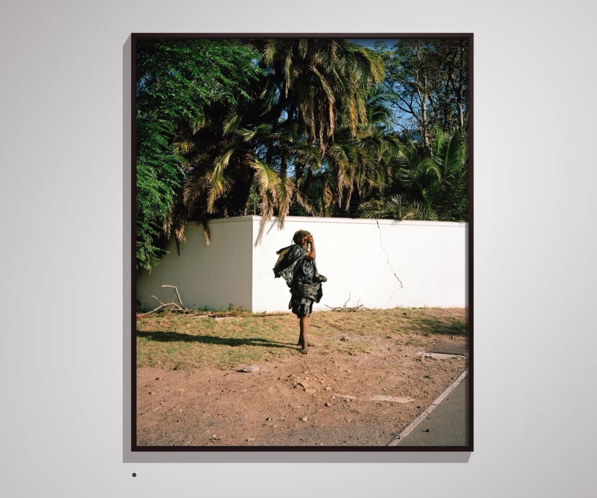 From The Sun room. 

Why do you stare at the Sun?
'For no reason.'

What is your name?
'Sugar.'

And your surname?
'Su... Ga.' 

chaptertwo.hemelliggaam.com