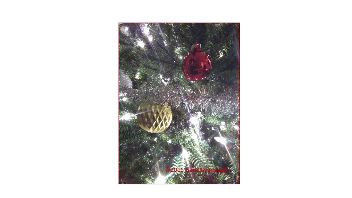 GCFinSol's tweet photo. #jigsaw #puzzle #photography #COVID #familytime #familyfun #ADHD #ChristmasInJuly  #relationships #ordernow 
Red &amp; Silver Christmas Puzzle https://t.co/eVQvZIqp5a https://t.co/yuLuk0xxLD
