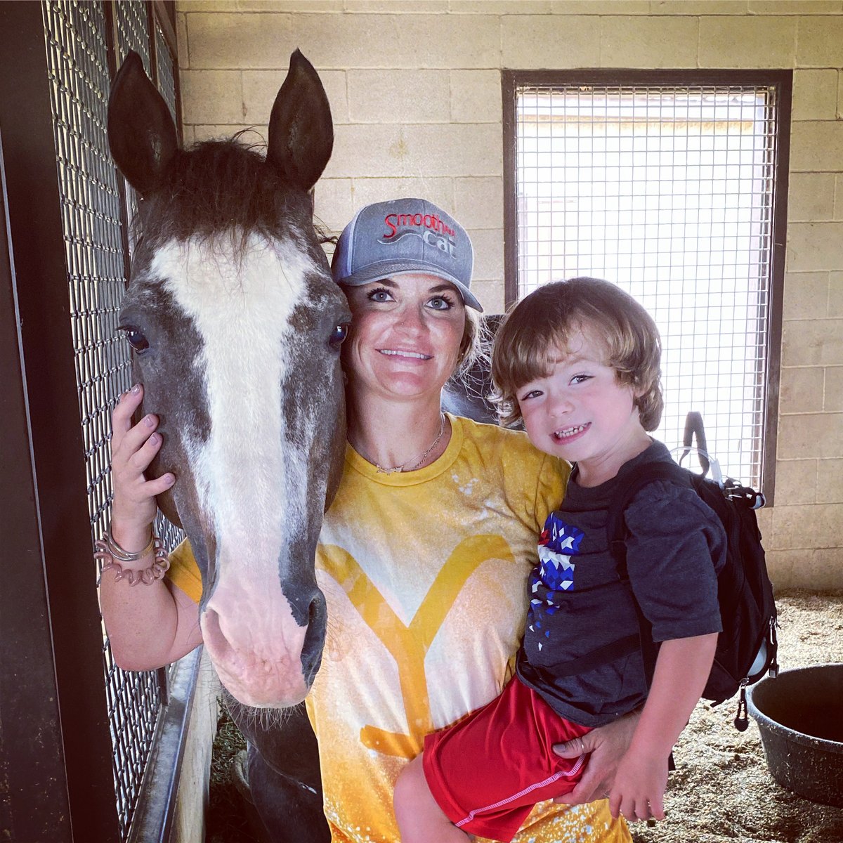 smoothasacat's tweet photo. Our favorite way to spend our Sunday is with our favorite boy!!! We love you @smooth_asacat !!! #teamsmooth #smoothasacat #sundayfunday #yellowstone https://t.co/6gfJi62be1