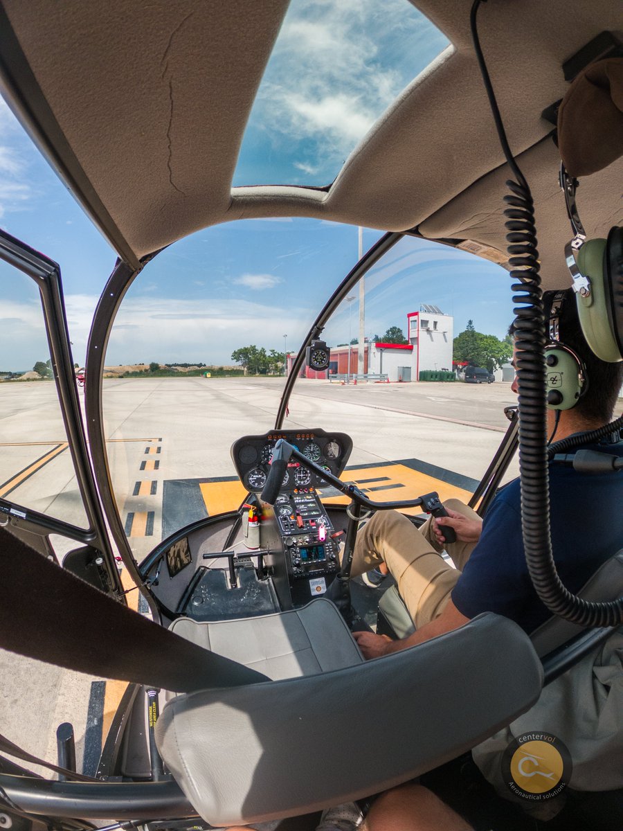 Centervol1's tweet photo. Doing an Engine Test on a Robinson R44 https://t.co/0nMrC70Tin