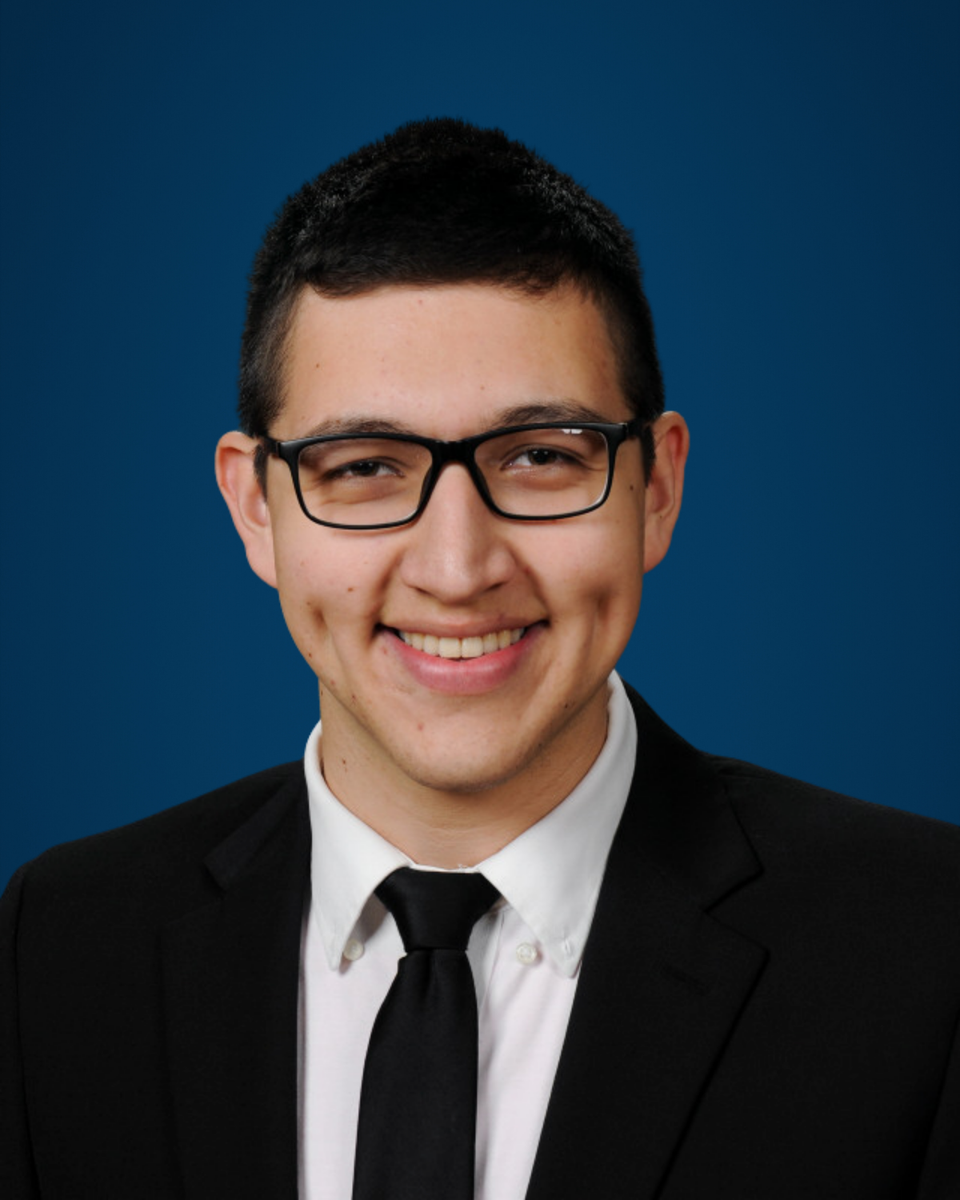 BryanISD's tweet photo. Congrats to 2020 @Collegiate_BISD graduate Jesus Vega-Tirado for being named the Hispanic Forum of BCS's Student of the Year, which earned him a $5K scholarship! The senior class president recently graduated with a 4.96 GPA &amp; volunteered nearly 400 hours. https://t.co/7Zqu5yJ6Xc https://t.co/316Rq81YIU