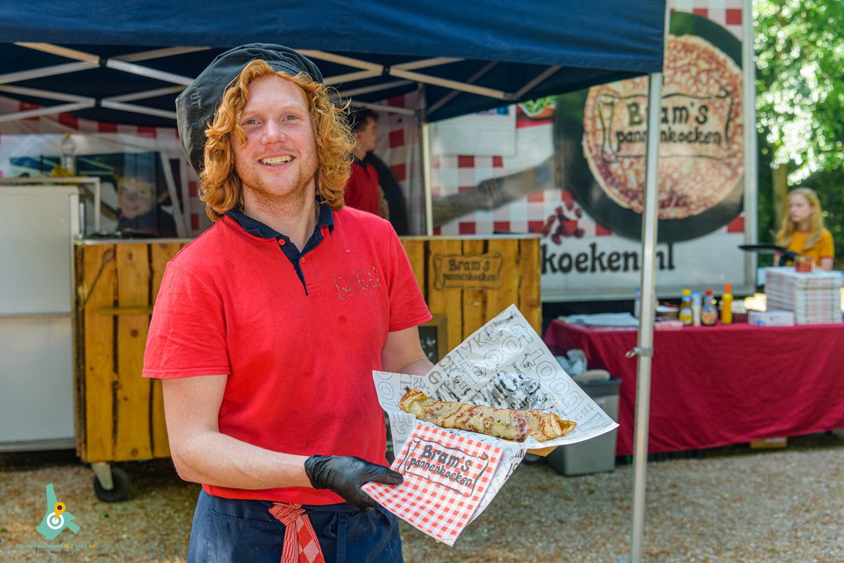 Pannenkoekenbakker Bram van Helmondt: “De les van de laatste maanden? Dat je moet durven om hulp te accepteren van de mensen die je het zo heel graag gunnen.”
Weer zo’n mooi ondernemersverhaal uit Zeist!
Lees hier verder: ondernemendinzeist.nl/2020/07/27/bra…