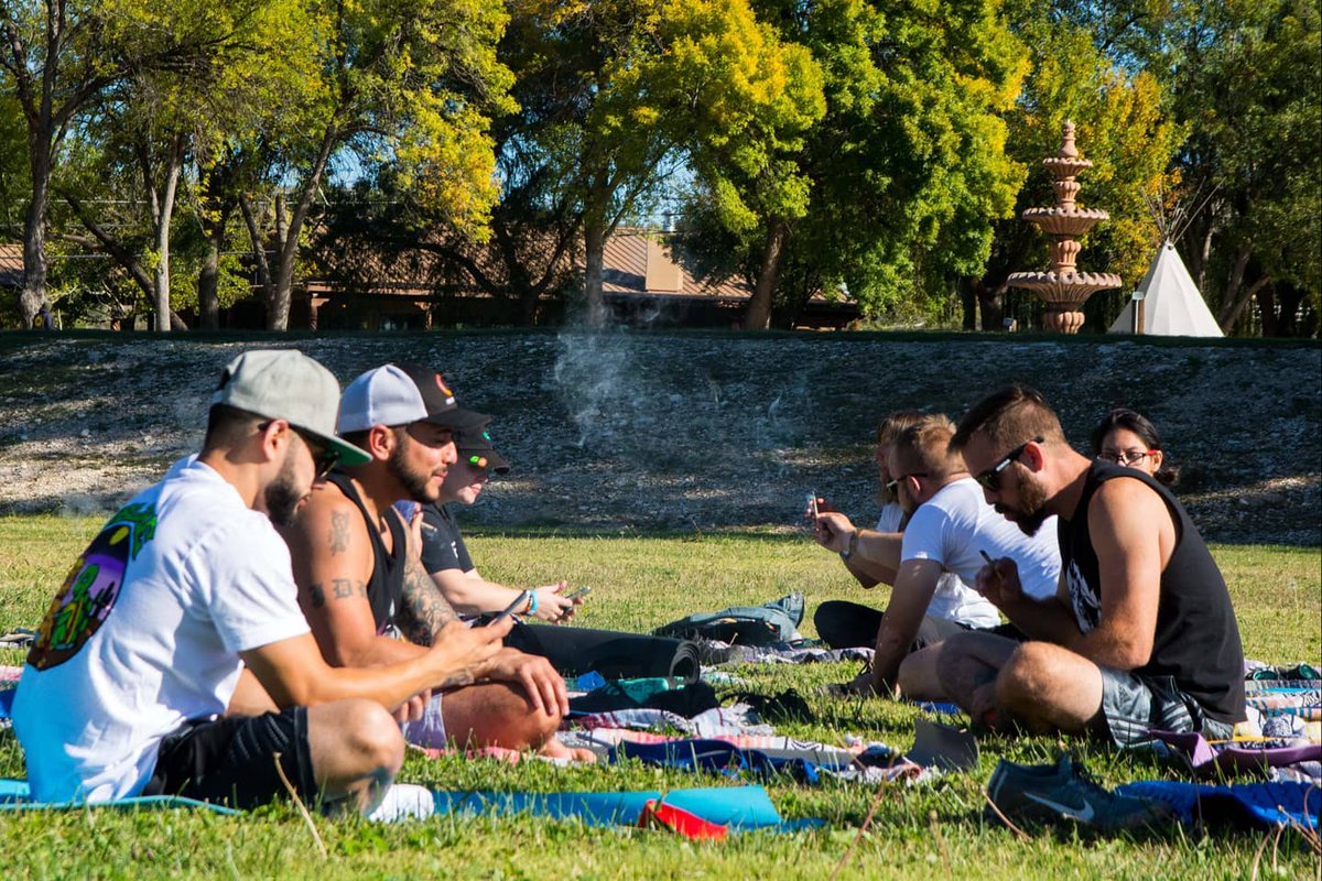 errlcup's tweet photo. It's ok that its #Monday. π° Just think about all the fun you will be having this fall at #ErrlCamp!! π¨
.
#azmmj #mmj #prop203 #dispensary #sativa #indica #azpot #arizona #errlcup #jackpotranch #camping #outdoor #festival #fun #hiking #boating #fishing https://t.co/btxVUfrZBE