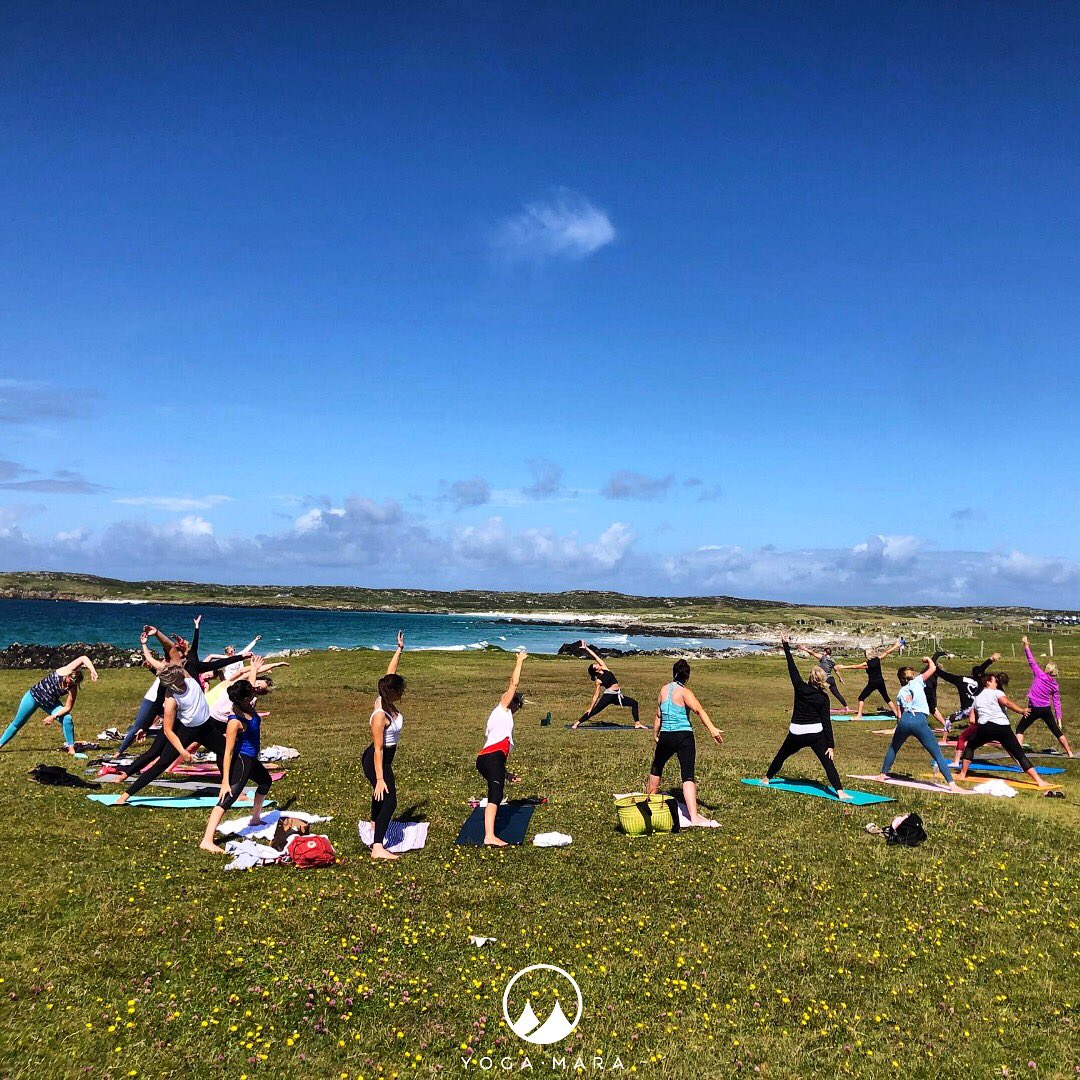 When the sun shines in Ireland, there’s only one place we want to be... #Connemara 💙 

Thanks to all who joined our Yoga by the Sea yesterday. Hopefully we can have many more days like this over the summer 🌊🐚 #YogaMara #YogaByTheSea #AranConnemara #WildAtlanticWay