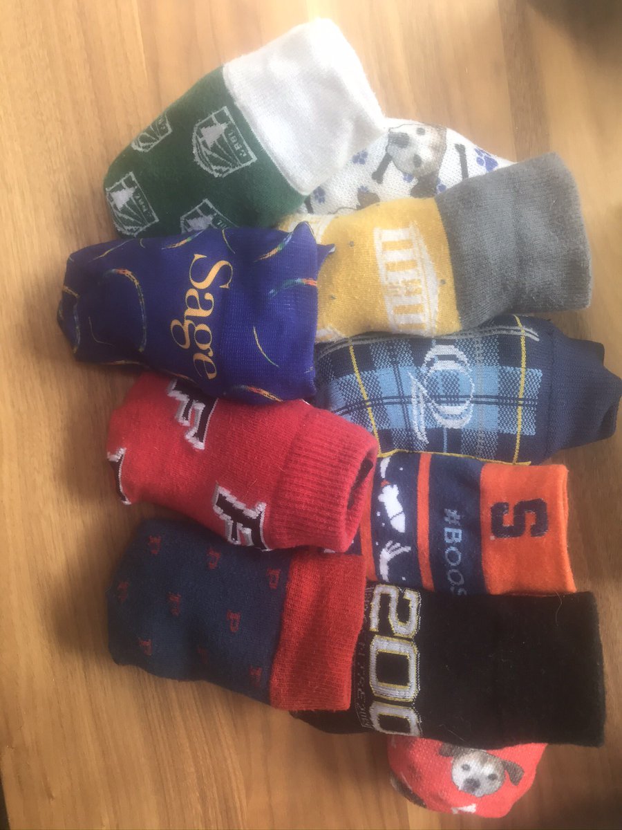 b_woodworth's tweet photo. #virtualsizzler is here! Changing my #socksofsizzler hourly. @iModules @AnthologyInc https://t.co/Wc0YD2RvCt