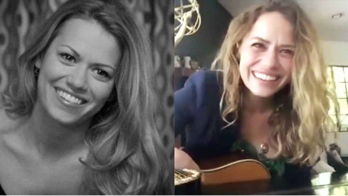 NerdyBec's tweet photo. all I did was blink &amp; suddenly it’s 2006 again

@SophiaBush @HilarieBurton @BethanyJoyLenz https://t.co/ypWa6Ssb1T