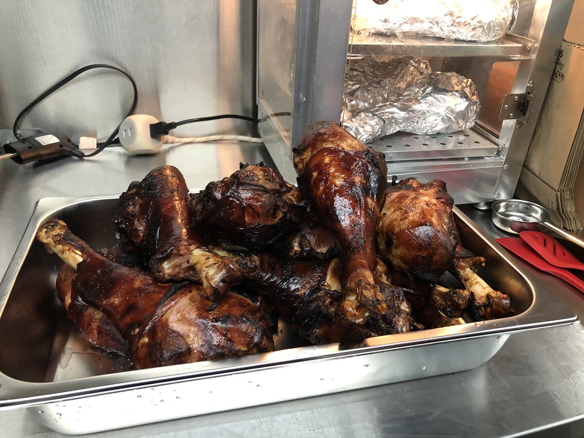 bbq_prime's tweet photo. Can’t wait for this Saturday! Make sure to get your orders in! 
$35 platters!!!
$10 turkey 🦃 leg with soda/chips!!!
$8 Pecan Smoked Banana Bread 🍞 
$3 Small Banana Bread 🍞 
$35 Bring your own Brisket I smoke it!!! $40 if sliced!!!
PLEASE CALL 200-6969 https://t.co/MCuW7OYgtm