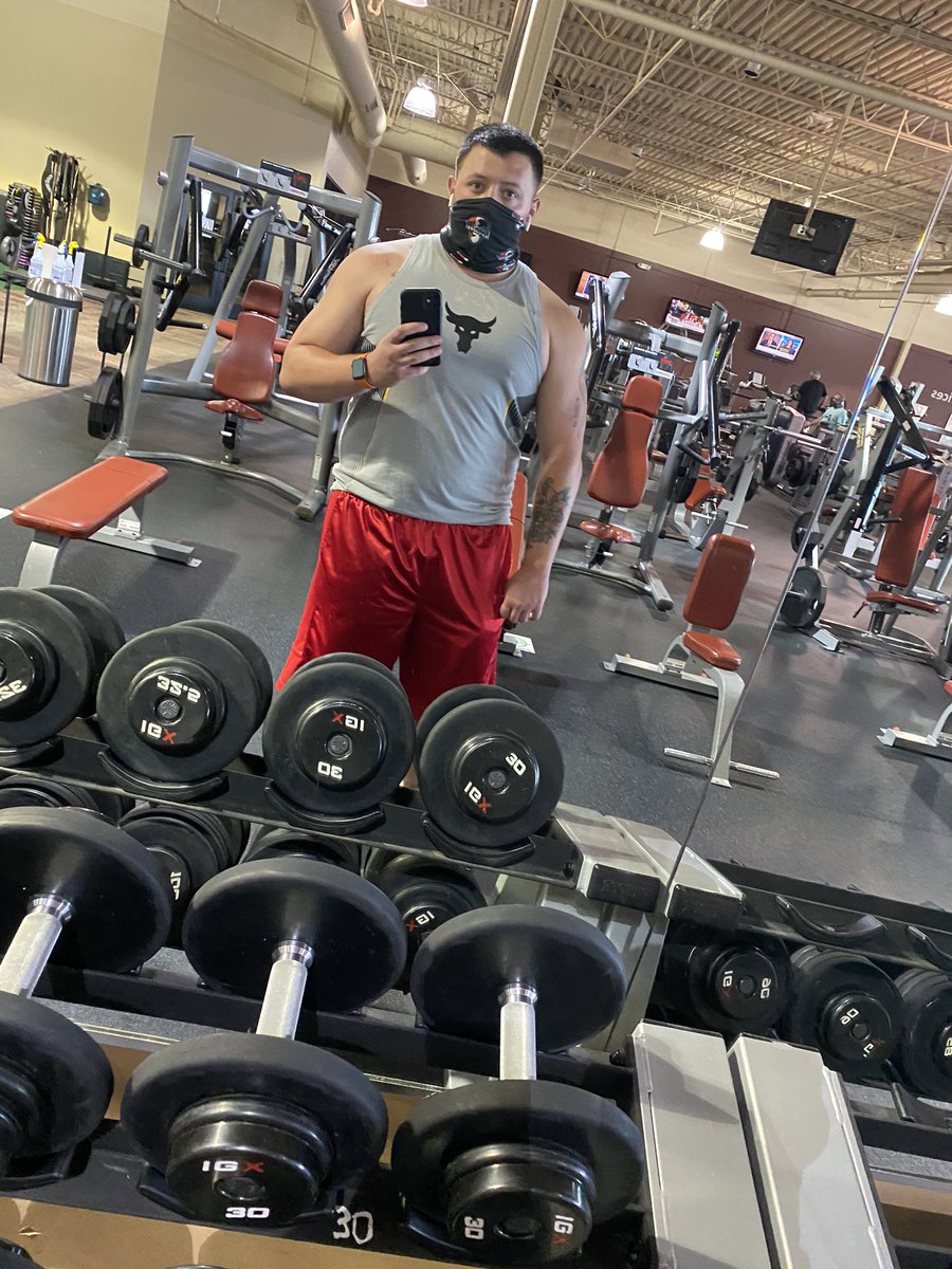 COAPOD73's tweet photo. Week one of the #StallionSlimDown begins. Heavier than expected at 270 but let’s see where we go in 8 weeks 💪 https://t.co/EsNpah0rsC