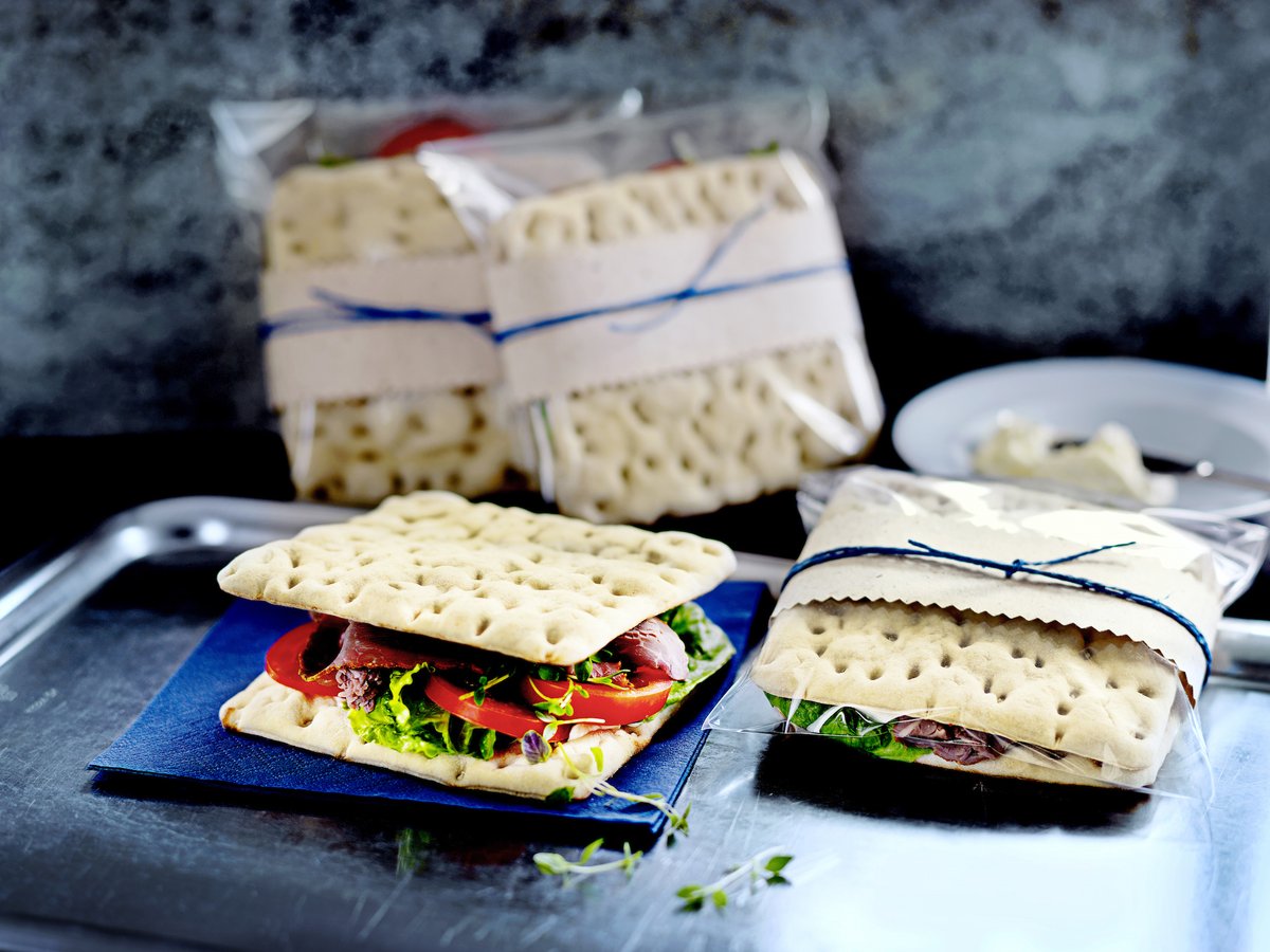 Polarbröd Foodservice UK (@polarbrodfsuk) on Twitter photo Did you know that Polarbröd’s rye square is our largest export product? The Arctic Square is available to UK #foodservice customers via <a href="/CentralFoods/">Central Foods</a>. Did you know that Polarbröd’s rye square is our largest export product? The Arctic Square is available to UK #foodservice customers via <a href="/CentralFoods/">Central Foods</a>.