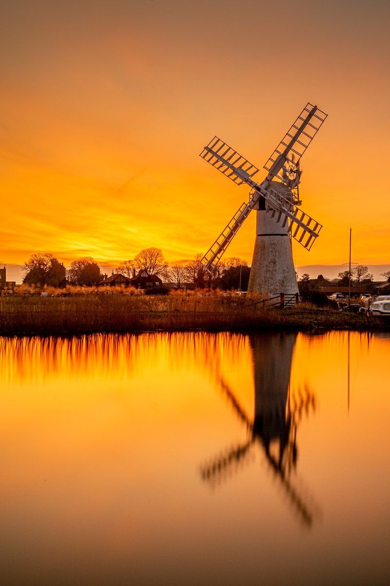 Celebrating #Norfolkday with a selection of #norfolkbroads Windpumps #Norwich #norfolk <a href="/visitnorfolk/">Visit Norfolk</a> <a href="/atnorfolk/">All Things Norfolk</a> <a href="/norfolk/">Norfolk Day</a> 

(Brograve, @HorseyNT, Turf Fen ,<a href="/ThurneMill/">Thurne Mill</a>)