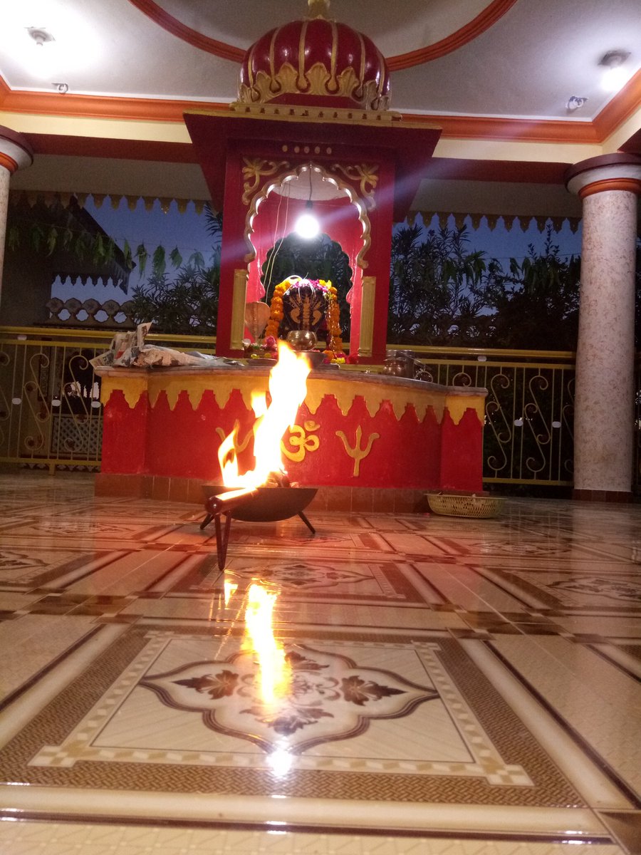 Danta_sarkar's tweet photo. "पंचमुखी शेषनाग मनिधर गोग महाराज"
"रघुवीर विला पैलेस"
#raghuvirvillapalace #danta_state https://t.co/ifel31nVCd