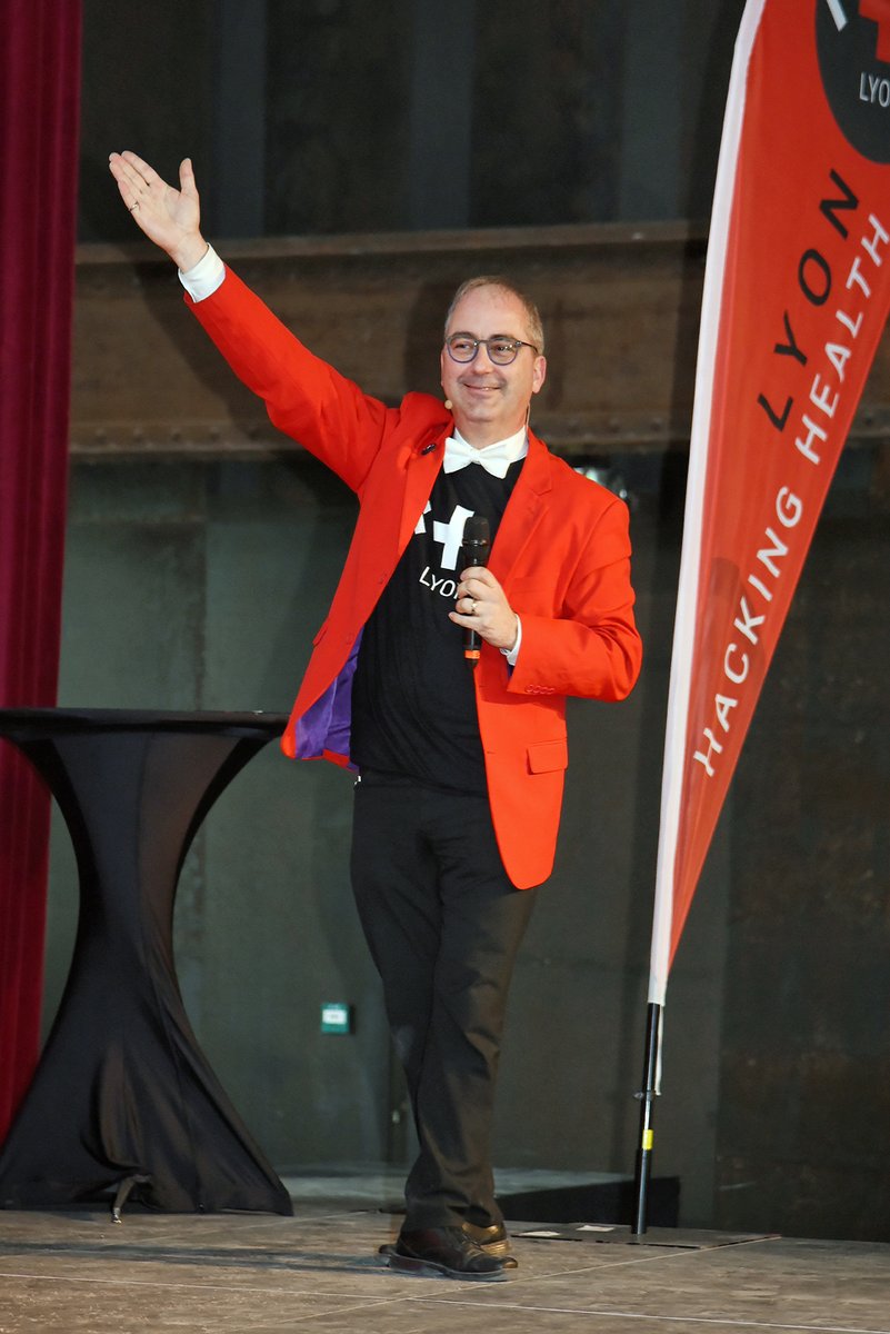 📢 <a href="/lsirois007/">Luc Sirois</a> co-fondateur du <a href="/hackinghealth/">Hacking Health</a> nommé "conseiller stratégique" par le ministre de l'économie et de l'#innovation du Québec 👏👏 > Retrouvez sa #vision, découvrez <a href="/Prompt_Innov/">Prompt</a> et les #valeurs du mouvement ! Interview de <a href="/Guglielminetti/">Bruno Guglielminetti | Mon Carnet</a> 👉 urlz.fr/dxsM