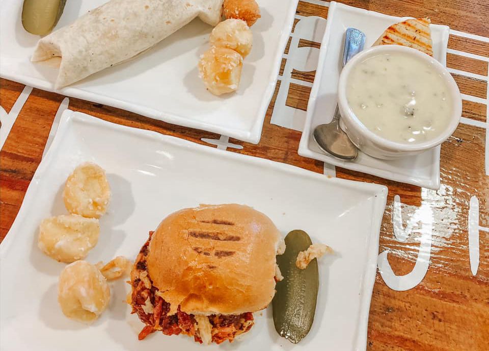 Let's eat! 😋

#kentuckyfood #kyfoodie #kentuckyeats #kyeats #northernky #nky