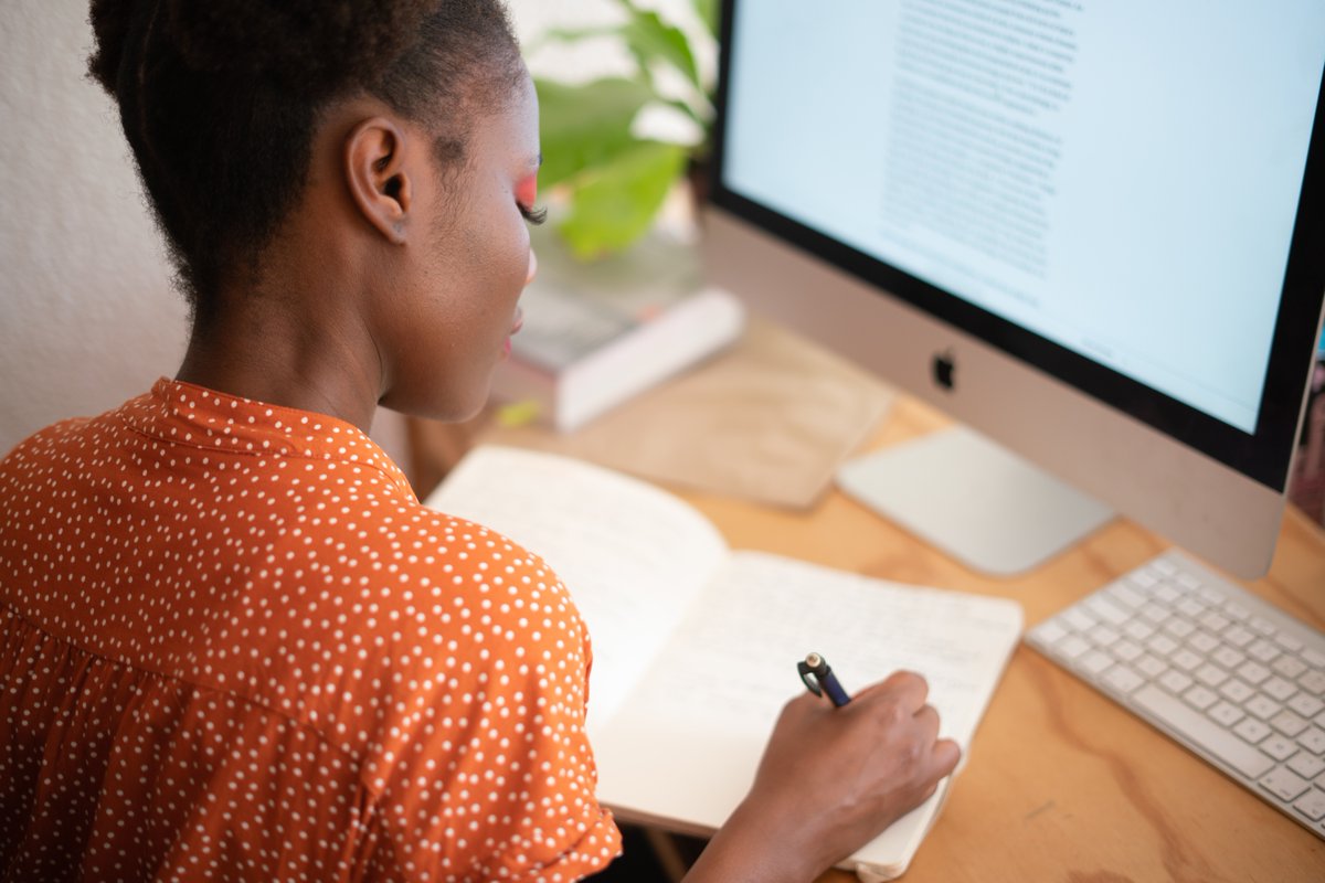 Lancashire based employees - refresh your management skills and increase your value as an employee with a fully-funded online CMI qualification.  Apply today bit.ly/3jJdvCa #GrowingLancashire