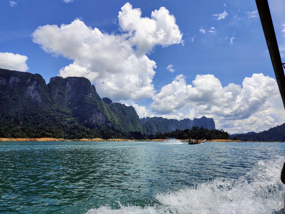 sarayutu's tweet photo. Pandora Surat https://t.co/UAv3VCjOpL