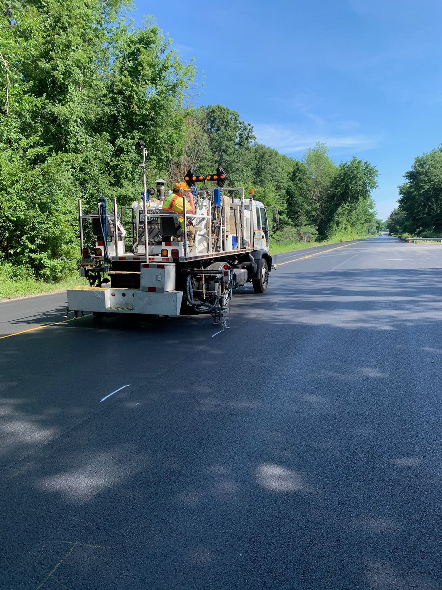 WatersConstruc1's tweet photo. Safety Markings looking real nice today 🤤

RT22 DOVER NY 

#paving #pavement #construction #nypaving #route22 #doverny #roadwork #roadworkahead #safetymarkings #linework #waterspaving #safetykarkingsinc #summerwork #heatwave #safetyfirst #stayhydrated #newyorkpaving #asphalt https://t.co/DT3o2fCGzJ