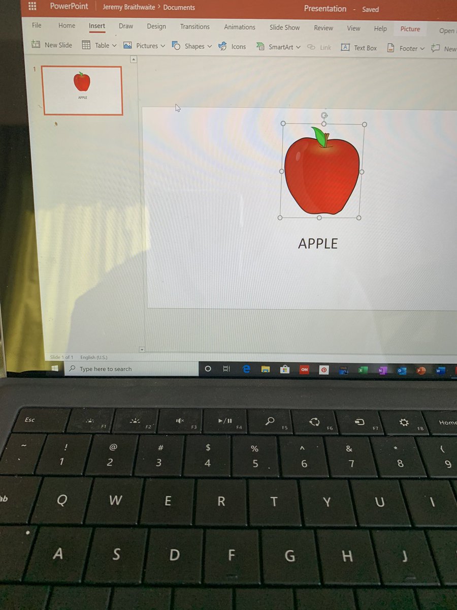 BraithwaitePE's tweet photo. @powerpoint I followed the normal steps for attaching a link but it will only allow me to do it to text and not images. When the image is selected the option to link fades in the toolbar and is not clickable. https://t.co/t1FLpQQsSi