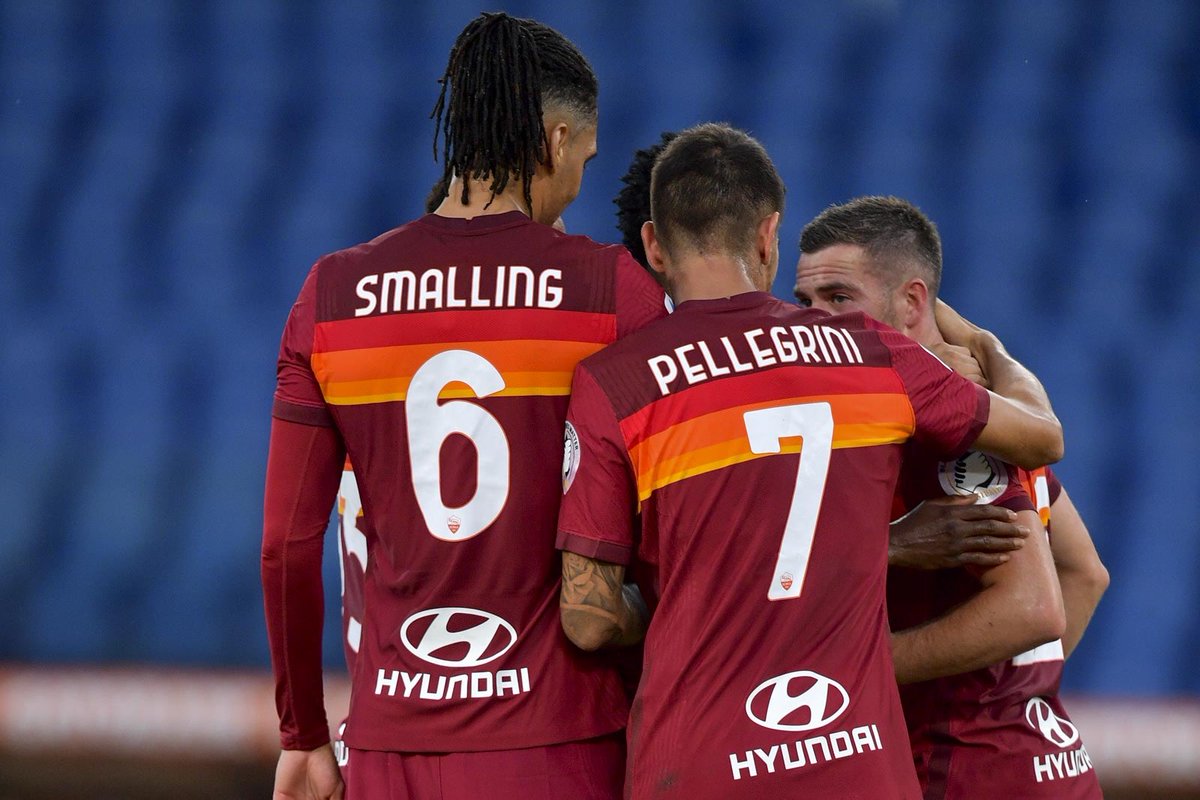 Kitkingdom83's tweet photo. @ASRomaEN @ChrisSmalling Hate to see you leave, but love to see you walk away. ๐ #ThatFont https://t.co/RFUOx35ukD
