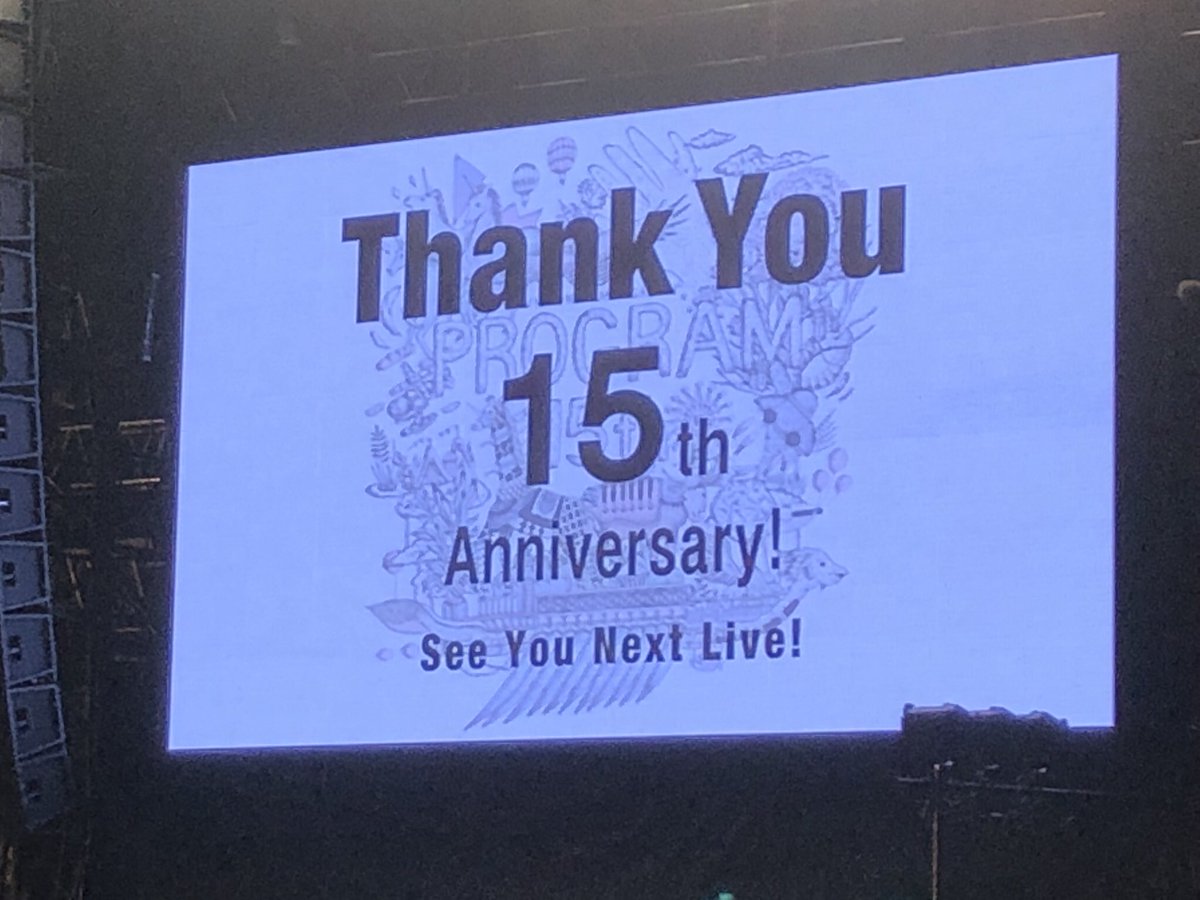 hetaledog's tweet photo. 去年の今日が最高に幸せだったので20周年も皆でお祝いしたいなと思った今日の夜でした。
#UNISONSQUAREGARDEN
#PROGRAM15th https://t.co/RWlPe105YM