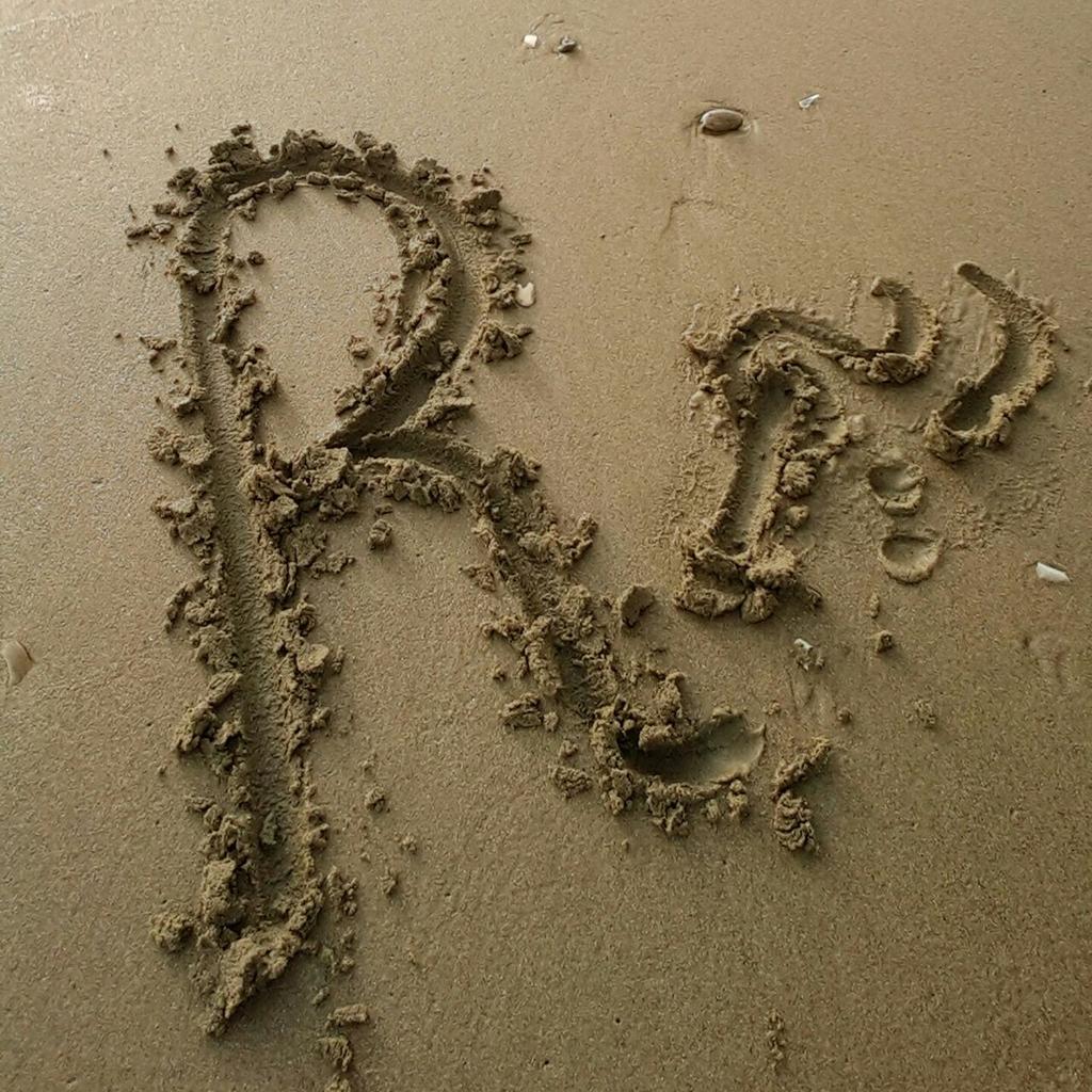Srikandi114's tweet photo. @TSrikandi3 @Srikandi52 @Rafiki117 @Rafiki311 @rafiki_team @TeamRafiki2 Mira siih..
Cuma nebak2 aja mbak..
Apa mungkin..
Cowok Inisial " R " itu Rizky Nazar ?
Kita semua ga ada yg tau..π
Mbak Wina,Gita team ajudan
Ga tahu..π
Siapa cowok yg ada dlm hati nya
Boss cantik sang bungsu #AdindaRatu
Aku lagi sm mas dony..π
Temenin..
#MalamMalamNET ππ https://t.co/4u6iAjTu7Z