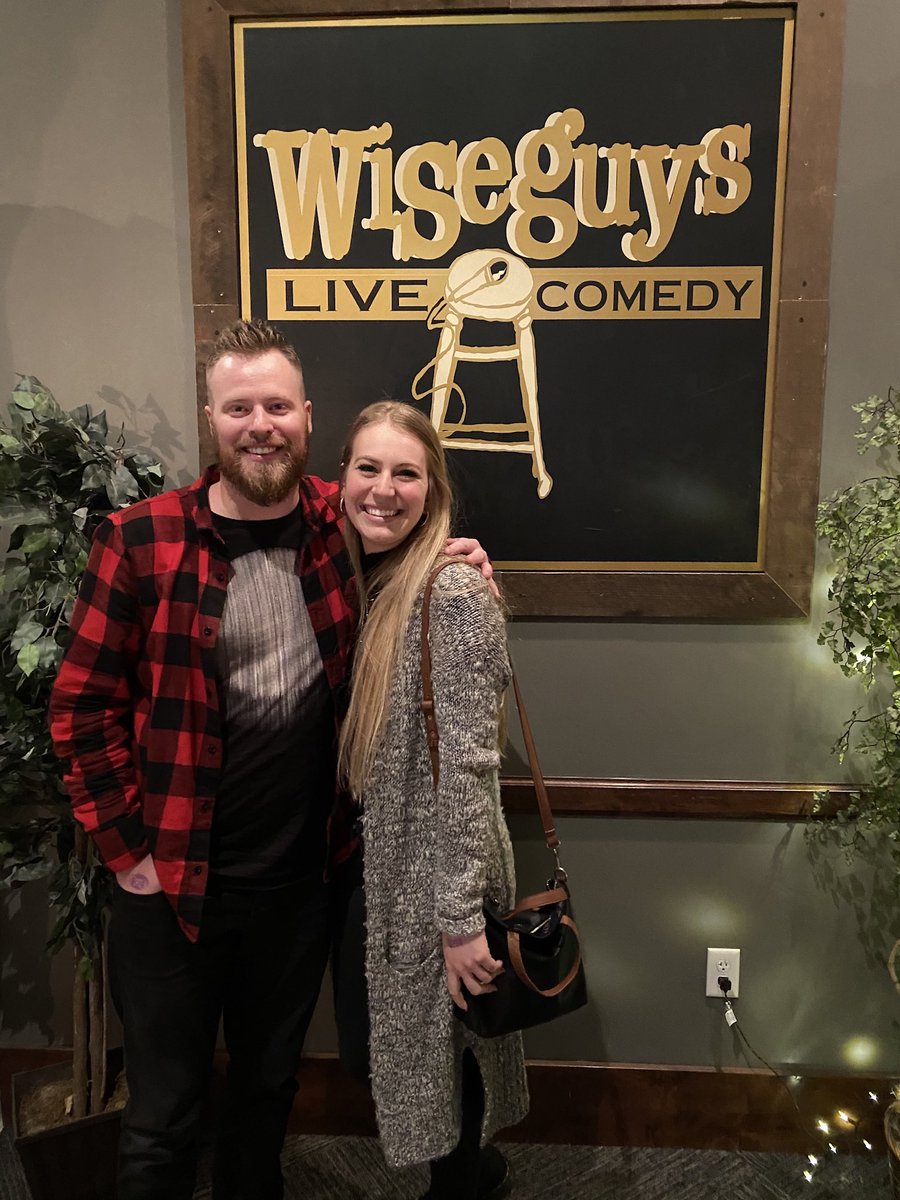 tr0picalpenguin's tweet photo. Happy birthday @ameliacakes ! Thinking about our great Valentine’s Day date. I hope your birthday is even better! https://t.co/19P40w6NKD