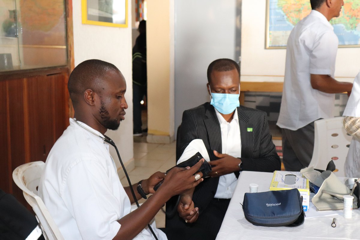 WHHNiger's tweet photo. Scéance de dépistage hypertension et diabète du personnel @WHHNiger par l'ONG MEDCOM. 
@OngMedcom @DrDjamilaF @DjomedaK @mwarumba https://t.co/PS0ZKduMd7